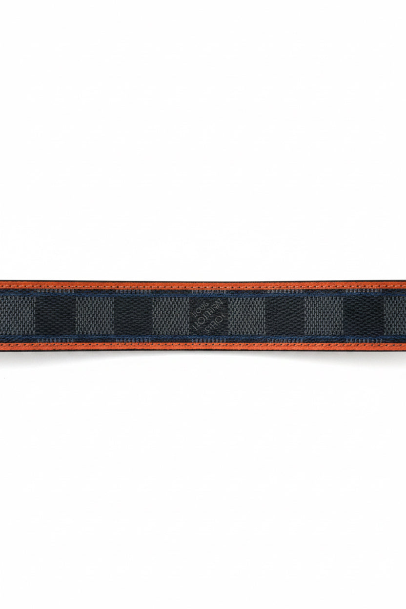 Louis Vuitton Herren Gürtel – Damier Cobalt mit orangenem Akzent